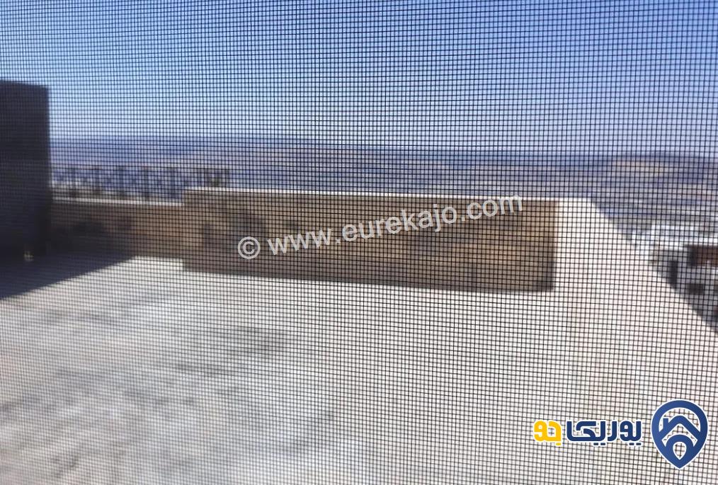 شقة سوبر ديلوكس مفروشة طابقية مساحة 234م طابق ثالث للبيع في أبو نصير 