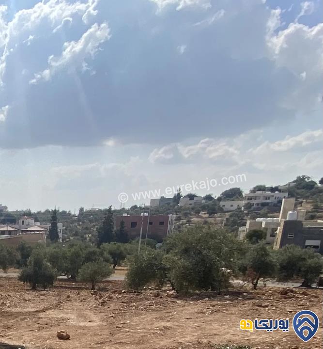 للبيع أرض في منطقة بدر الجديدة قريبة جدا من دوار أم الأسود ( دوار السنبلة ) من المالك مباشرة مساحة الارض ( 753 متر مربع ) 
