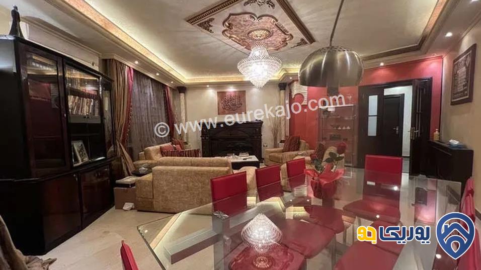 شقة مفروشة سوبر ديلوكس مساحة 240م طابق أول للبيع في الصويفية 