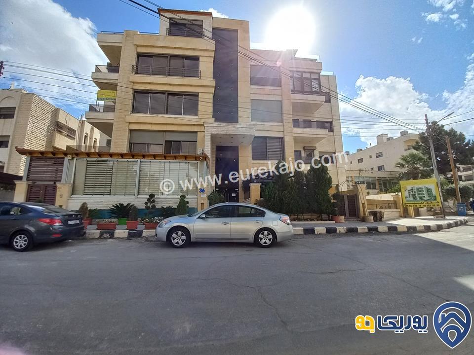 شقة مميزة للبيع ام اذينة طابق اول مساحة 255 م