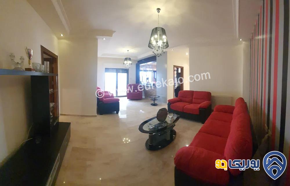 شقة سوبر ديلوكس طابق أول مساحة 192م للبيع في ضاحية النخيل 