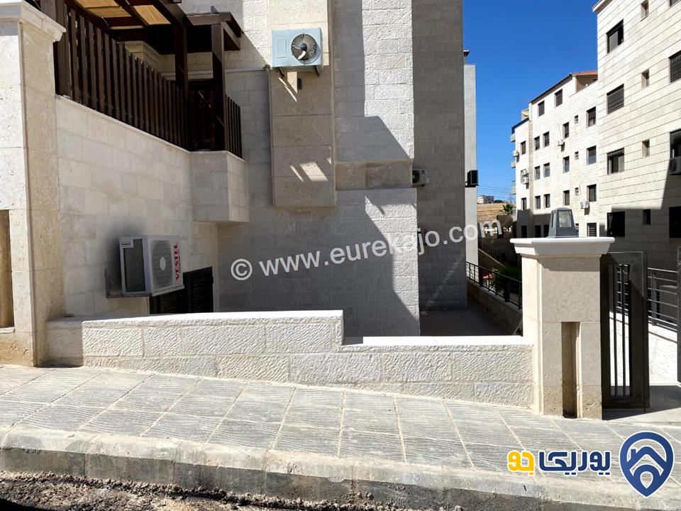 شقة سوبر ديلوكس طابق ارضي مساحة 225م للبيع في عمان-ضاحية النخيل