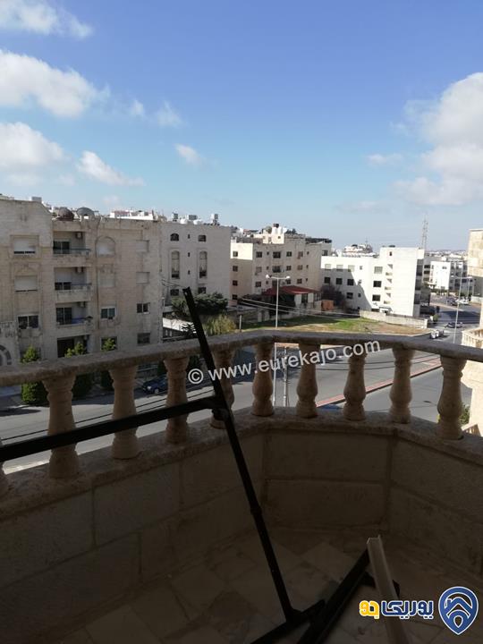 شقة مفروشة طابق ثالث مساحة 241م للبيع دير غبار 