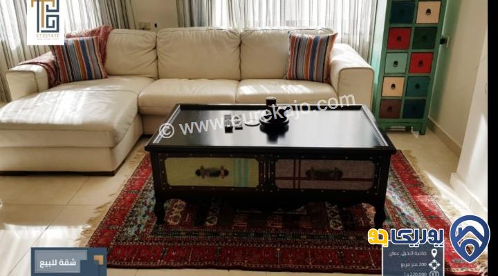 شقة سوبر ديلوكس طابق ثالث مساحة 320م للبيع في عمان-ضاحية النخيل
