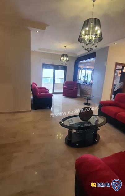 شقة سوبر ديلوكس طابق أول مساحة 192م للبيع في ضاحية النخيل 
