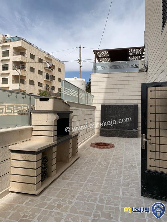 شقة سوبر ديلوكس مساحة 194 م داخلي 180 م خارجي طابق ارضي للبيع في مرج الحمام