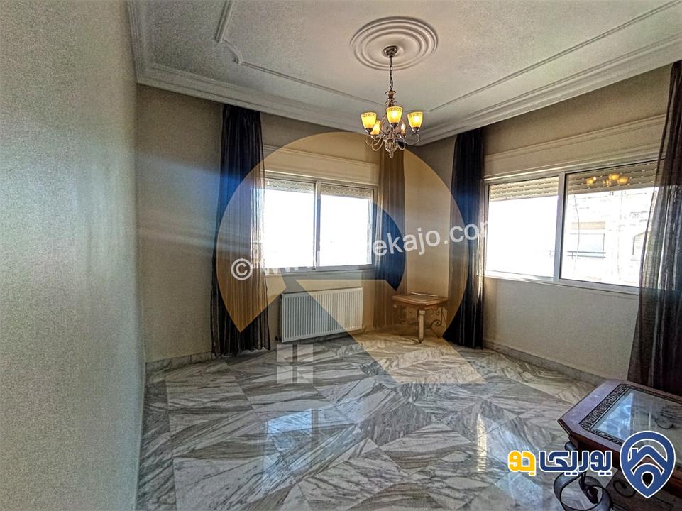 شقة مميزة للبيع في اجمل مناطق ام اذينه مساحتها 170 متر طابق ثالث