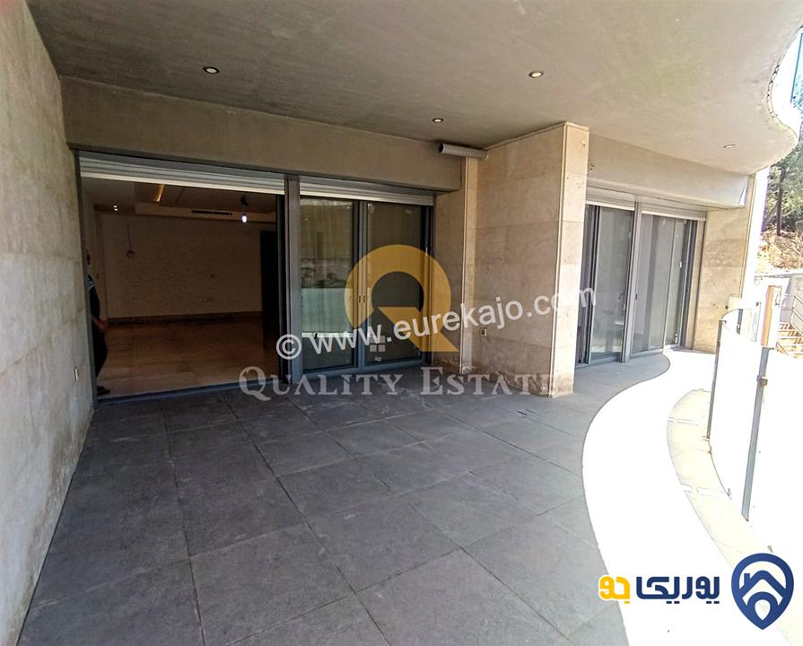 شقة فاخرة جديدة للبيع في اجمل مناطق دابوق مساحتها 380م طابق تسوية بمواصفات مميزة