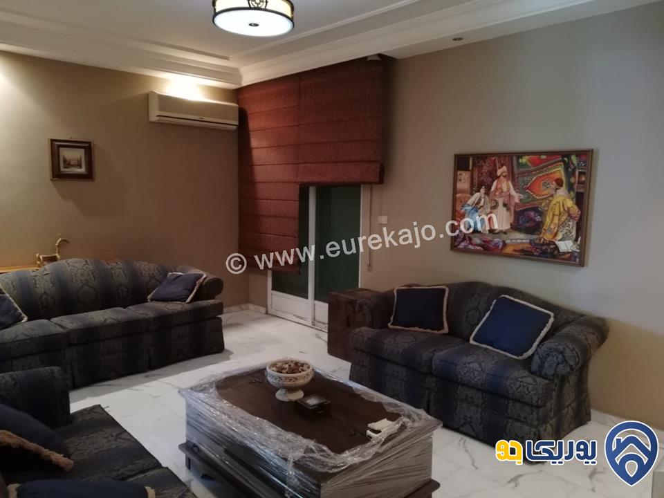 شقة مفروشة طابق ثالث مساحة 241م للبيع دير غبار 