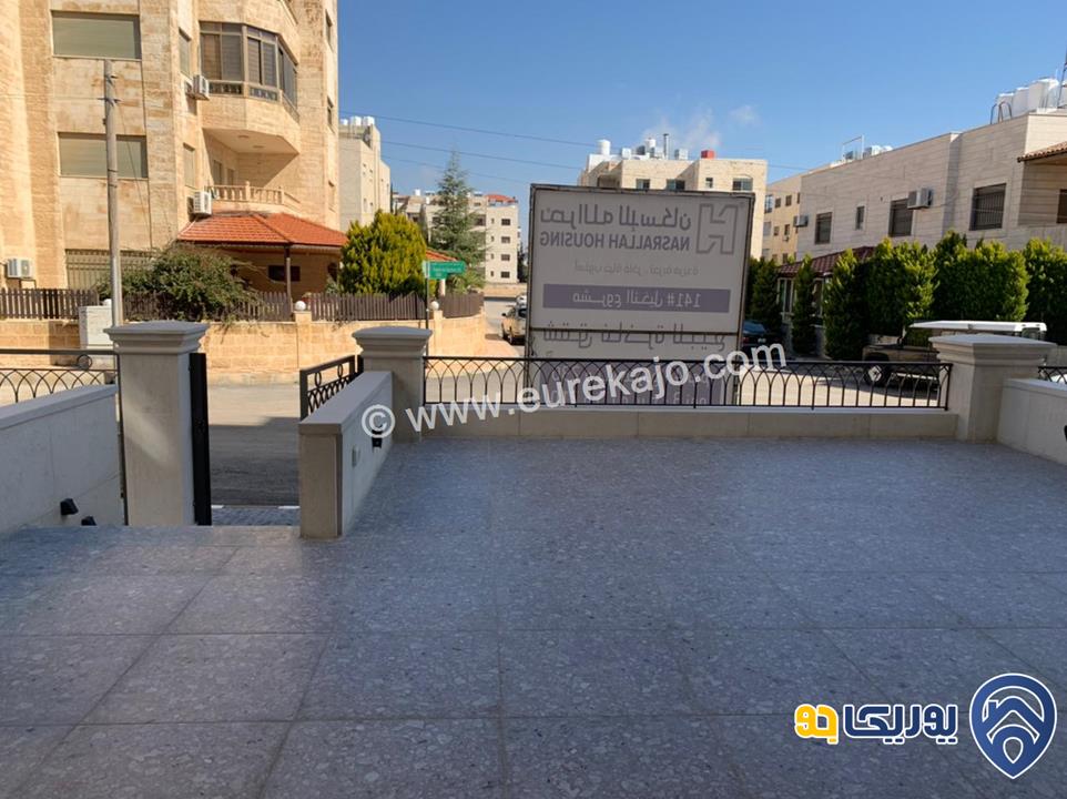 شقة سوبر ديلوكس طابق أرضي مساحة 200م للبيع في ضاحية النخيل 