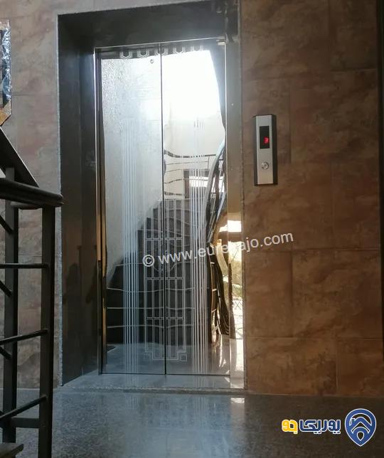 شقة سوبر ديلوكس طابق ثاني مساحة 245م طابقية للبيع في مرج الحمام