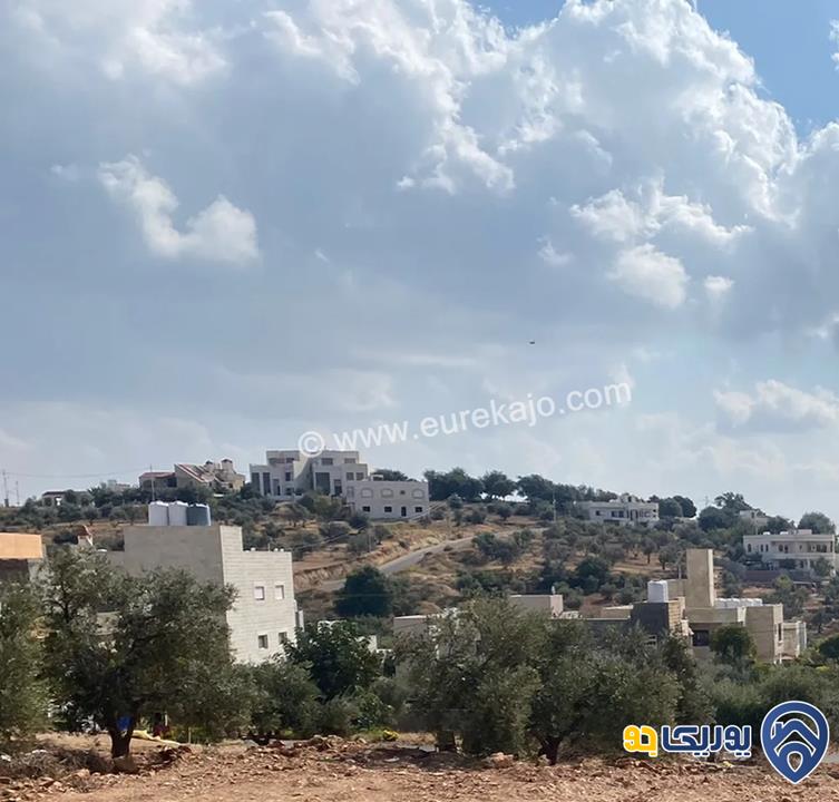 للبيع أرض في منطقة بدر الجديدة قريبة جدا من دوار أم الأسود ( دوار السنبلة ) من المالك مباشرة مساحة الارض ( 753 متر مربع ) 