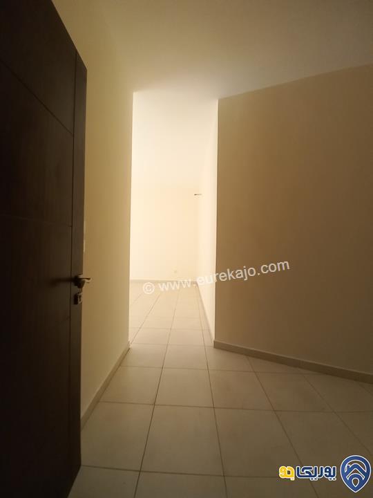 شقة فاخره للبيع ديرغبار طابق اول مساحه 250 م 